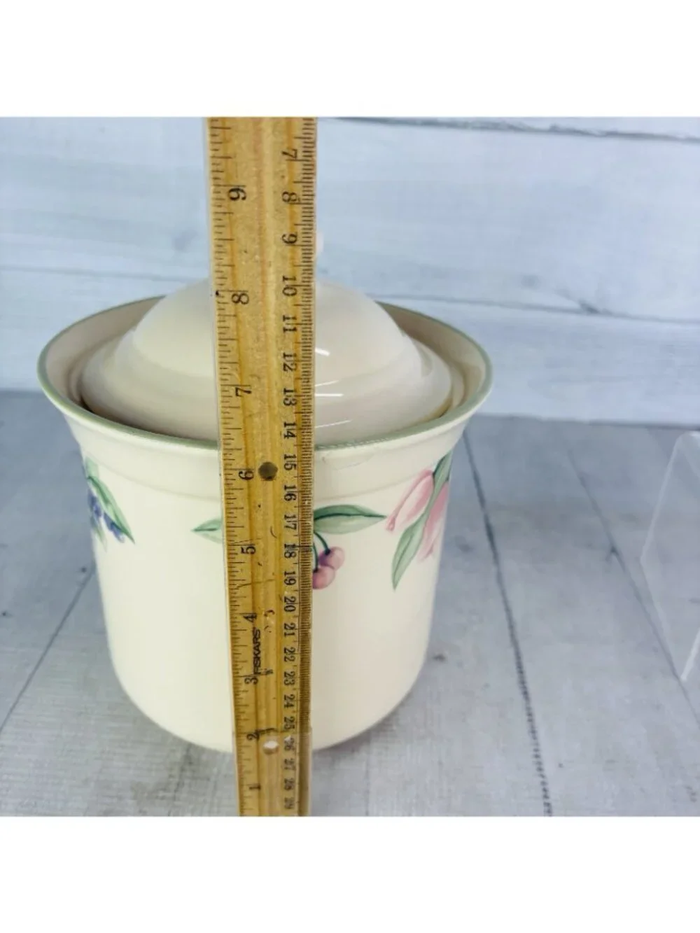 Pfaltzgraff GARDEN PARTY IMPRESSIONS Floral Stoneware Lidded Medium 9